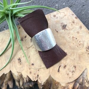 Handcrafted Silpada Sterling Silver Brush Stroke Finish Ring Sz 8 R1856